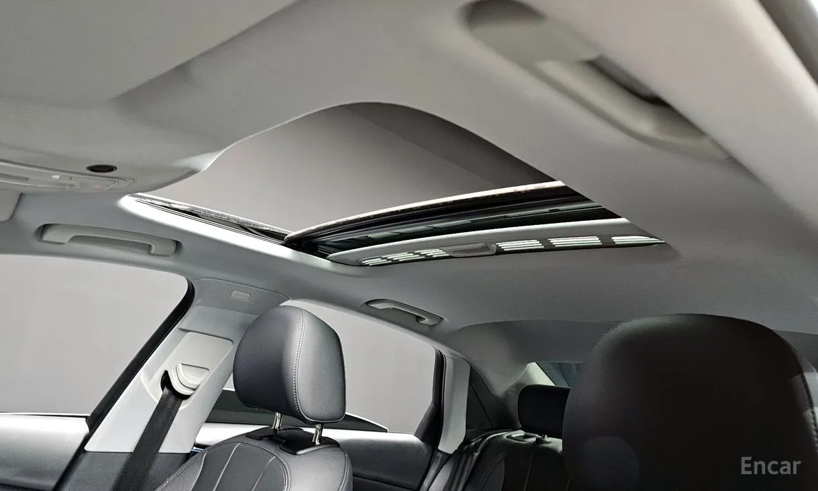 Фото 19 - Audi A4