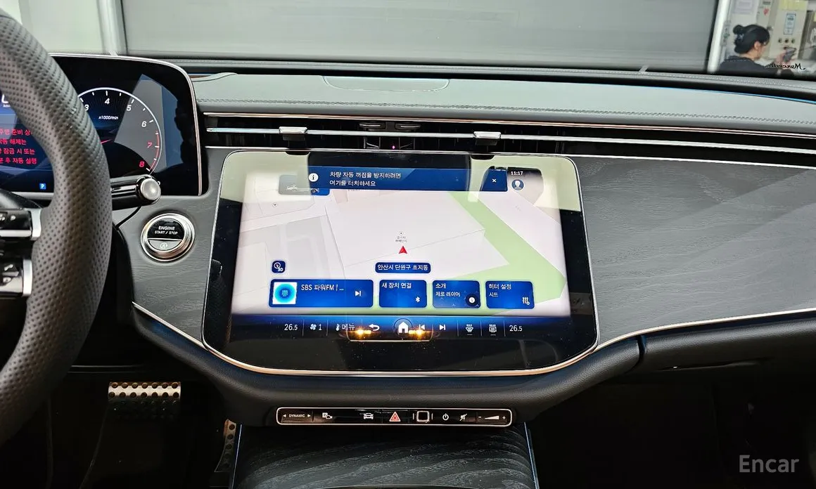 Фото 17 - Mercedes-Benz E-Class