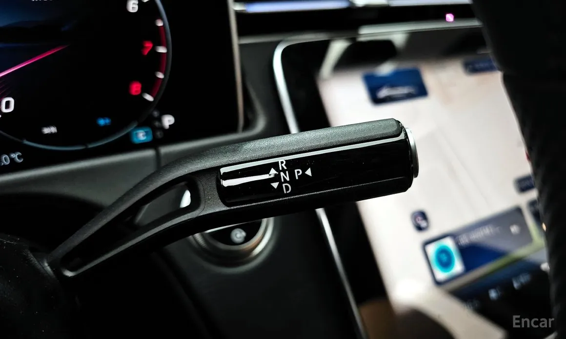 Фото 9 - Mercedes-Benz E-Class