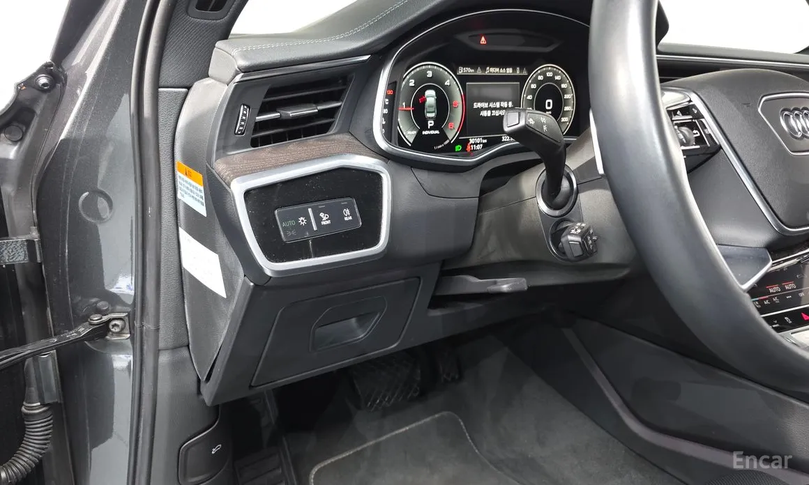 Фото 14 - Audi A6