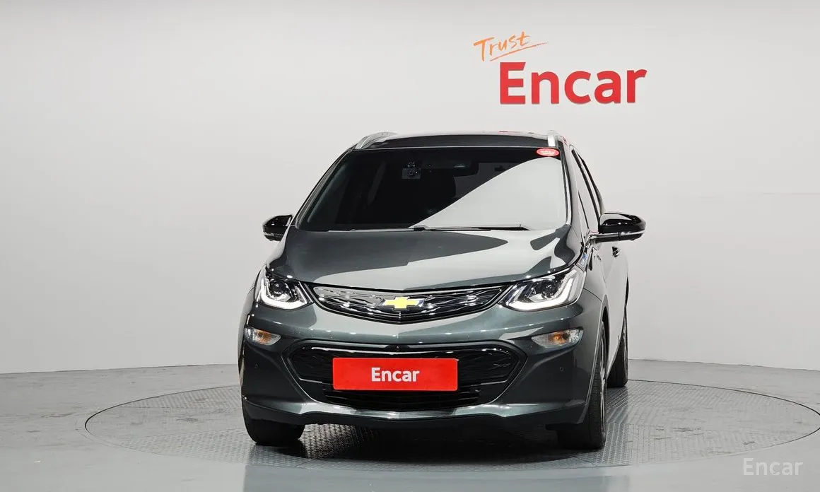 Фото 3 - Chevrolet Bolt EV