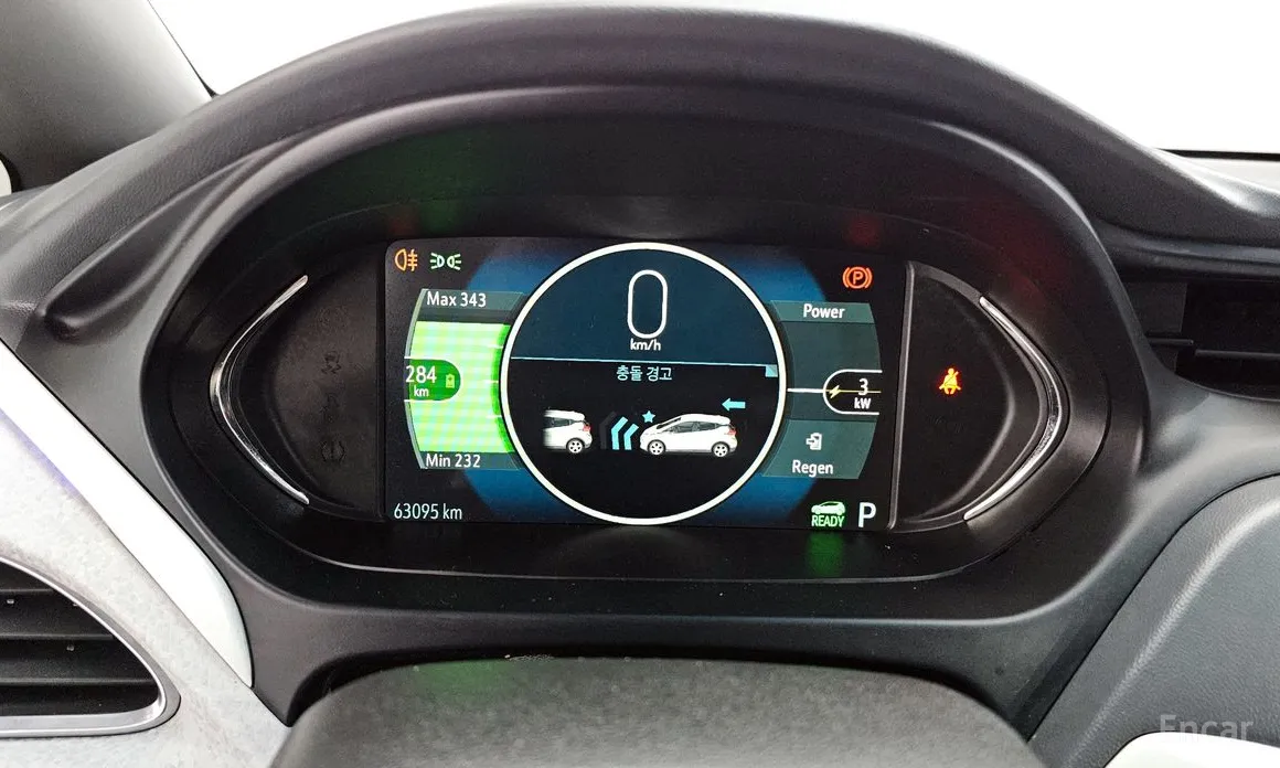 Фото 8 - Chevrolet Bolt EV