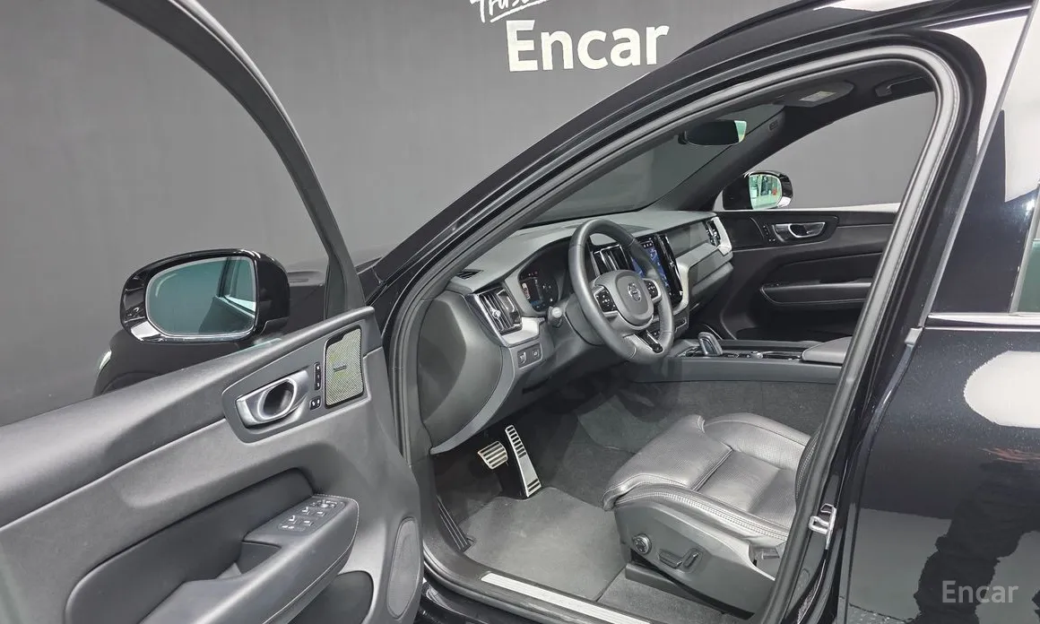 Фото 13 - Volvo XC60