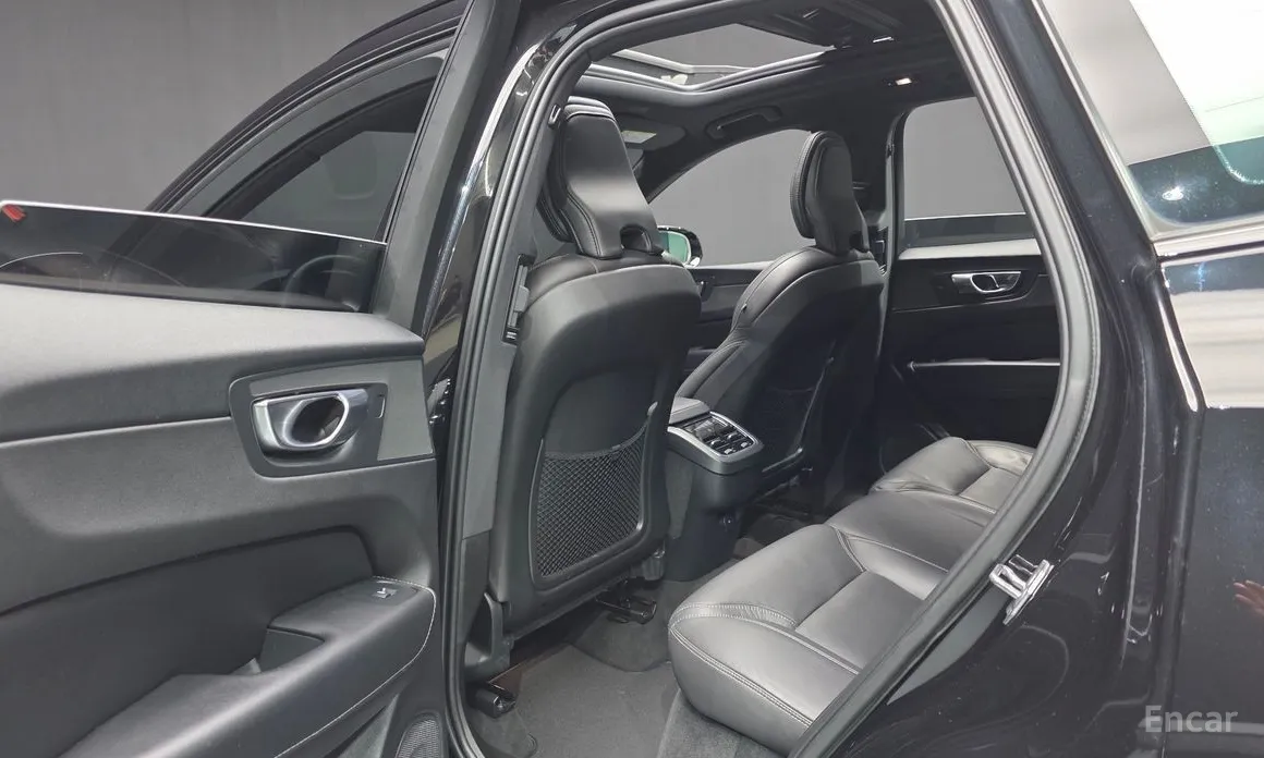 Фото 17 - Volvo XC60