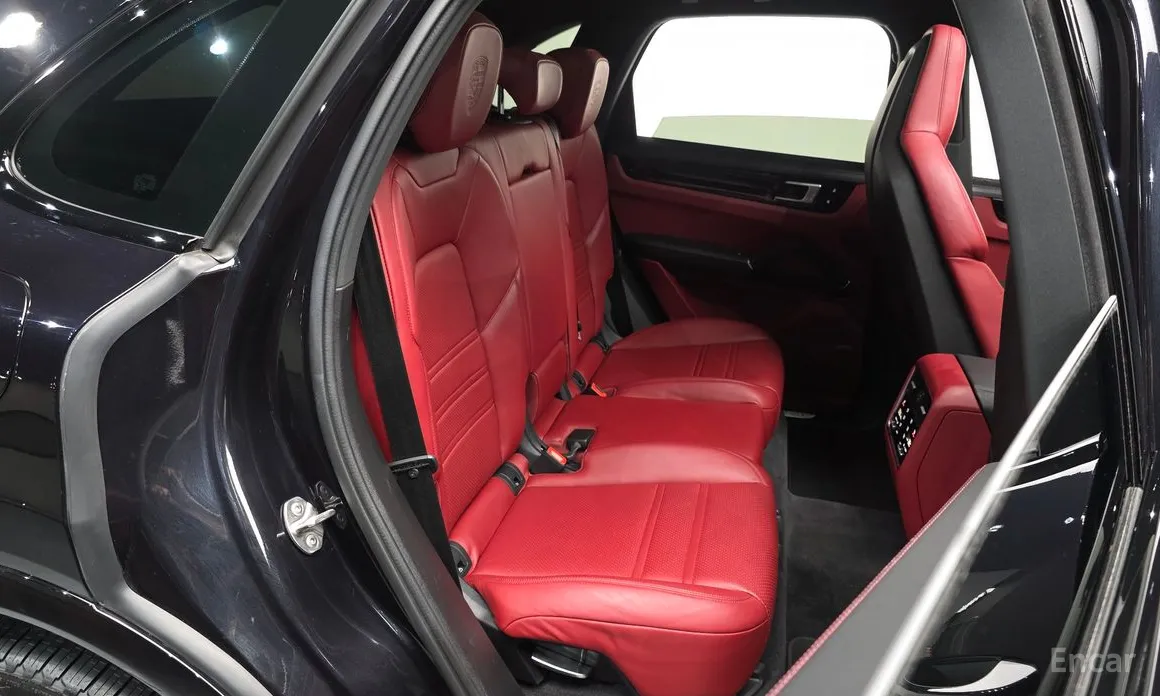 Фото 12 - Porsche Cayenne