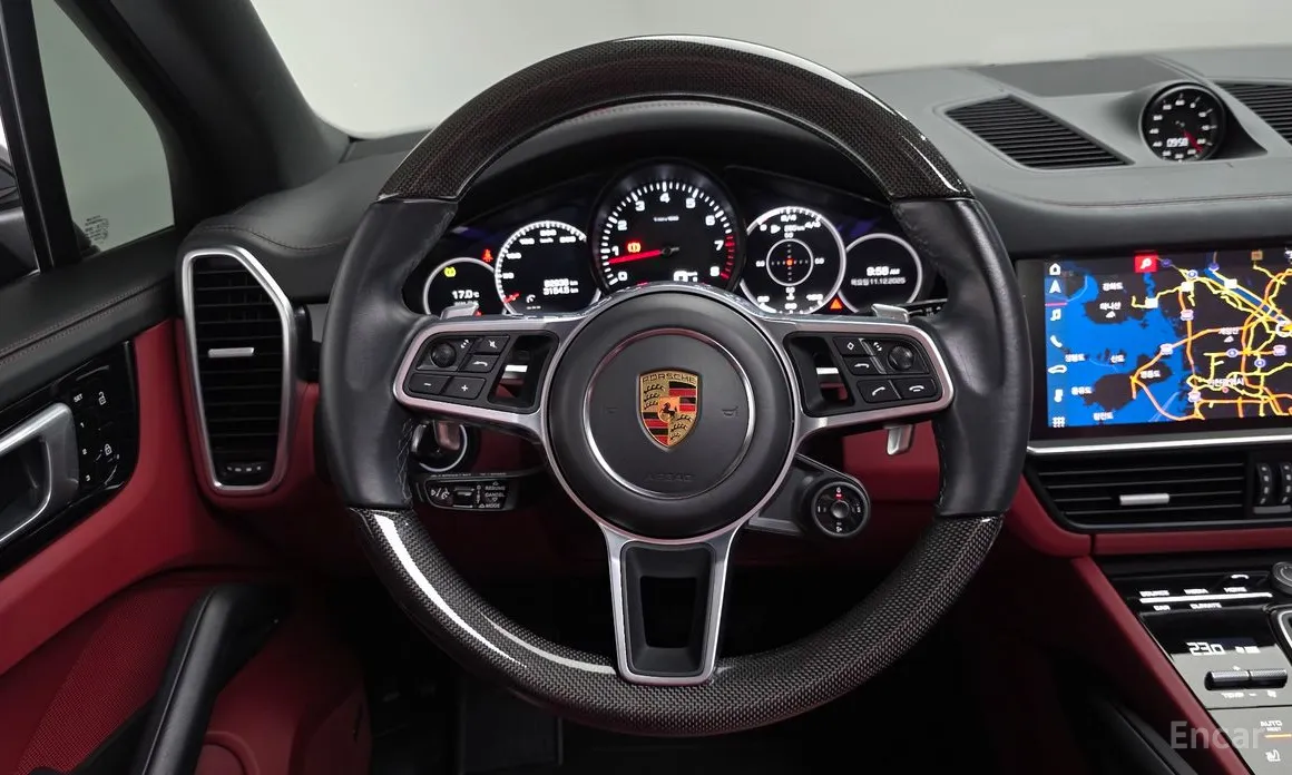 Фото 13 - Porsche Cayenne