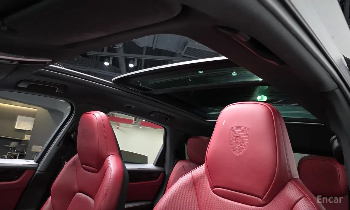 Фото 19 - Porsche Cayenne