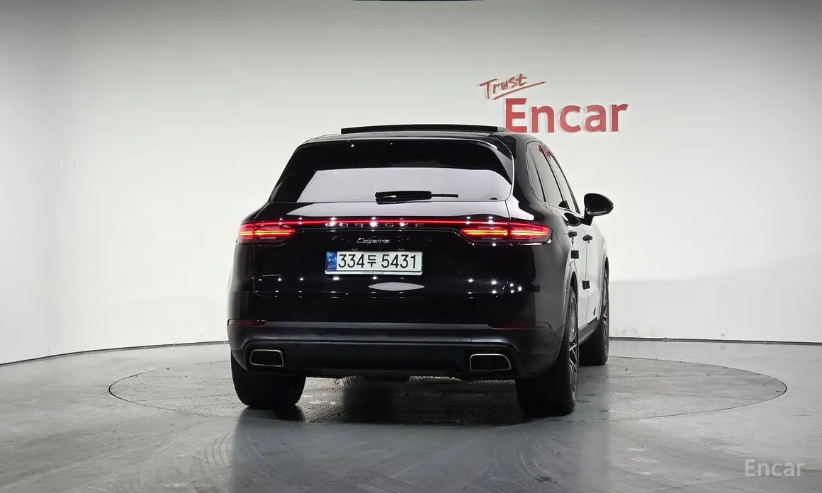 Фото 4 - Porsche Cayenne