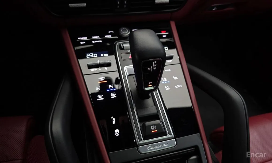 Фото 9 - Porsche Cayenne