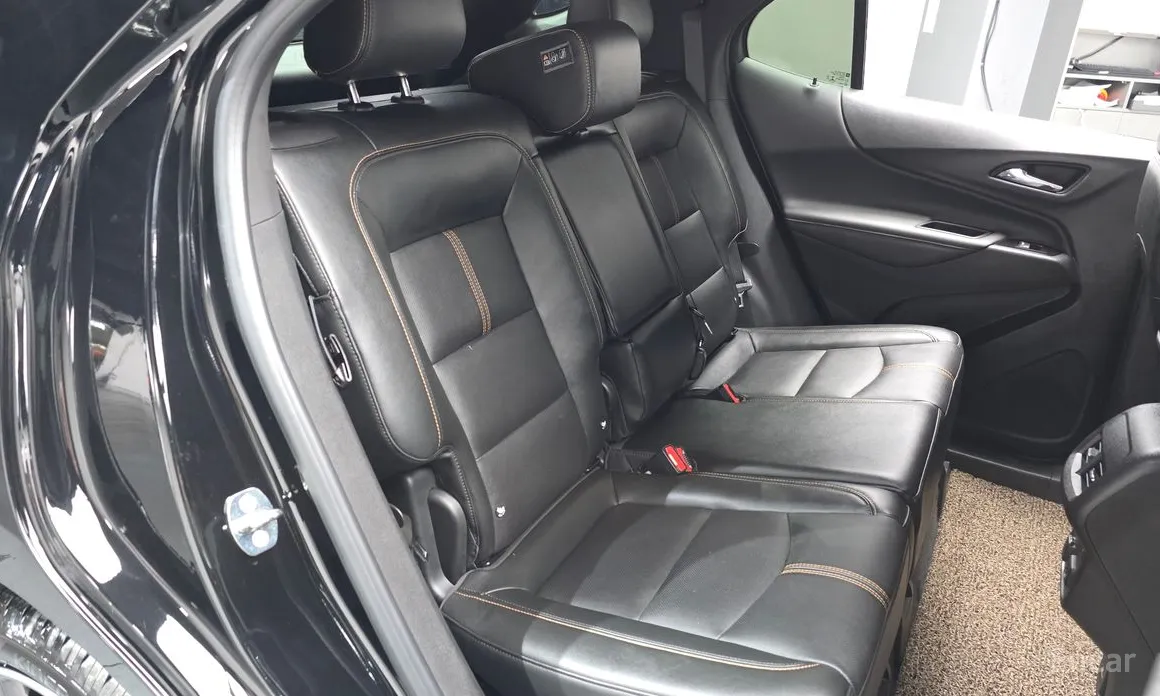 Фото 13 - Chevrolet Equinox