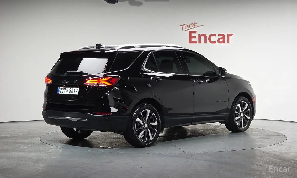 Фото 2 - Chevrolet Equinox