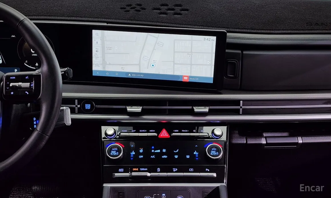 Фото 14 - Hyundai Santa Fe