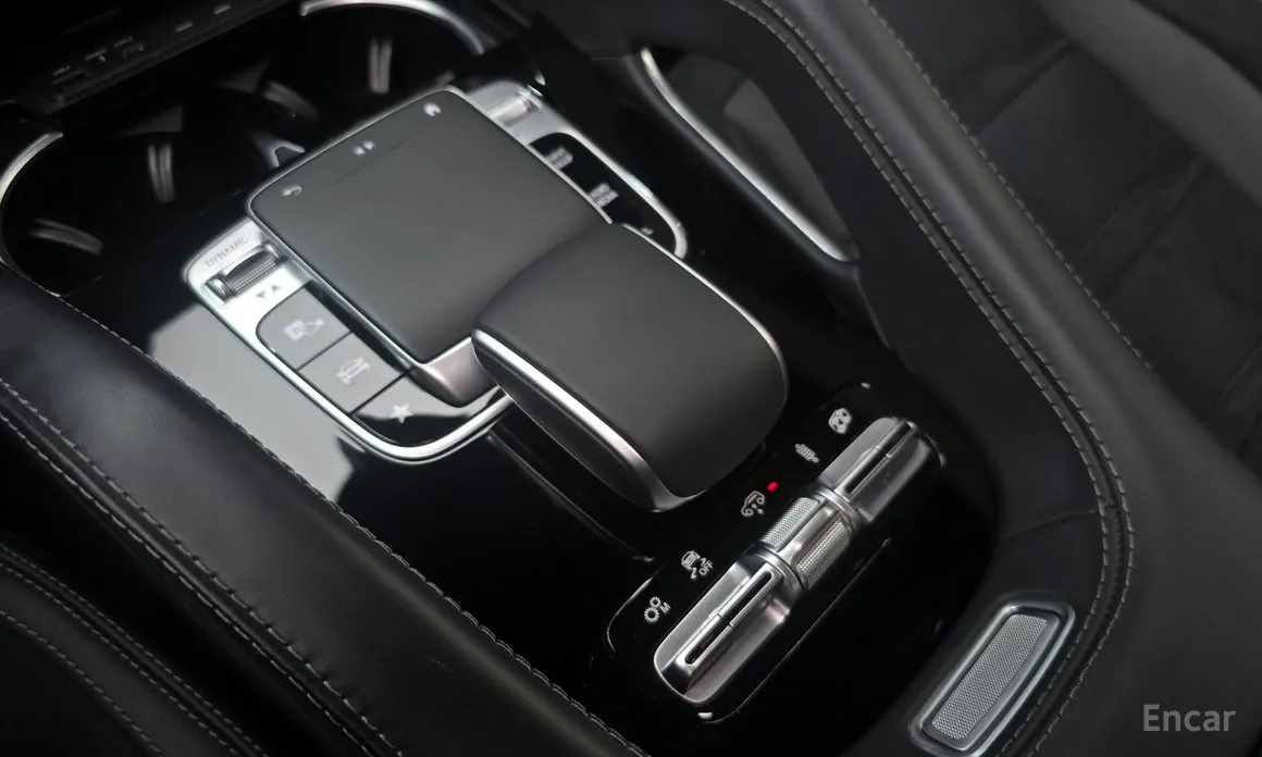 Фото 17 - Mercedes-Benz GLE-Class