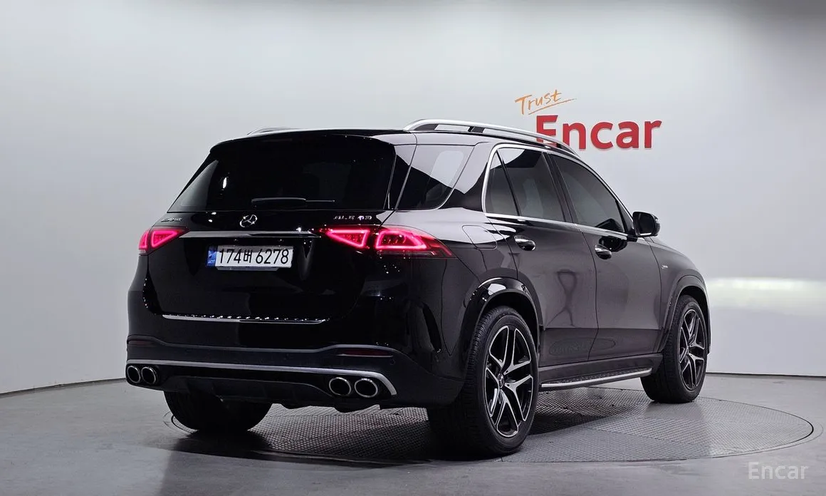 Фото 2 - Mercedes-Benz GLE-Class