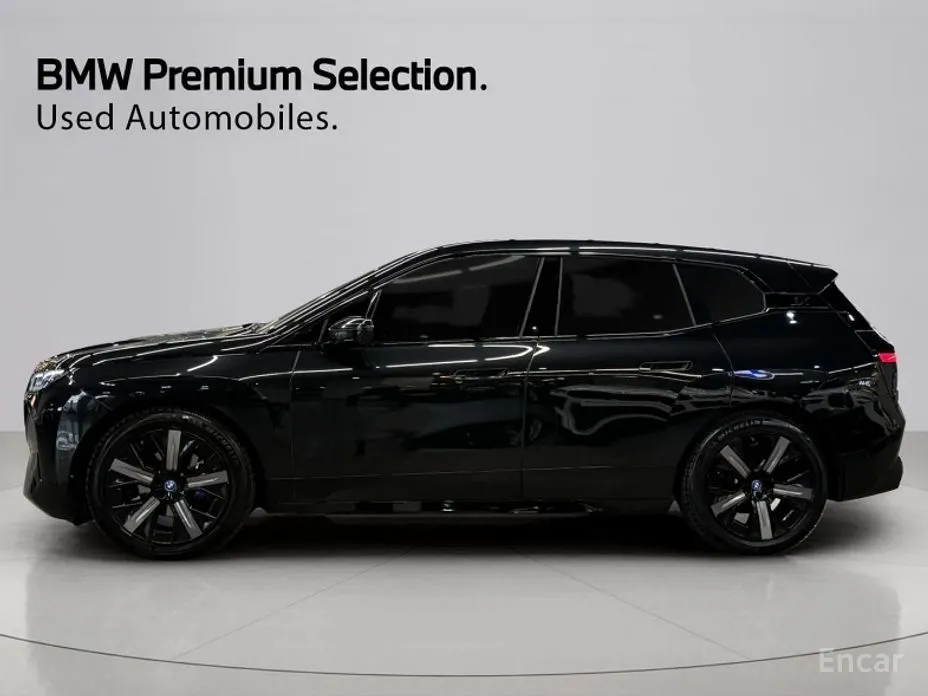 Фото 13 - BMW iX