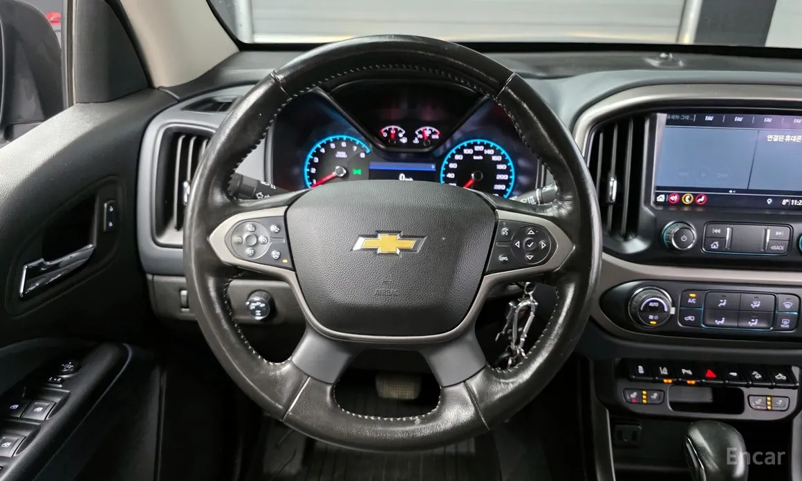 Фото 13 - Chevrolet Colorado