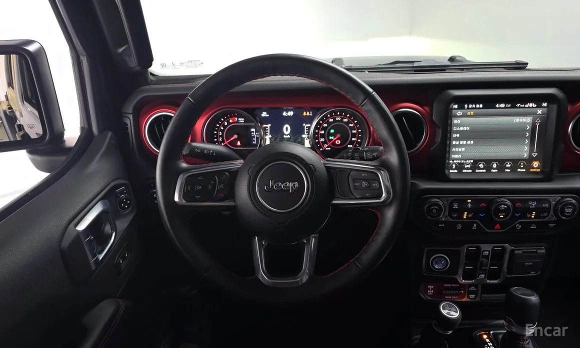 Фото 13 - Jeep Wrangler