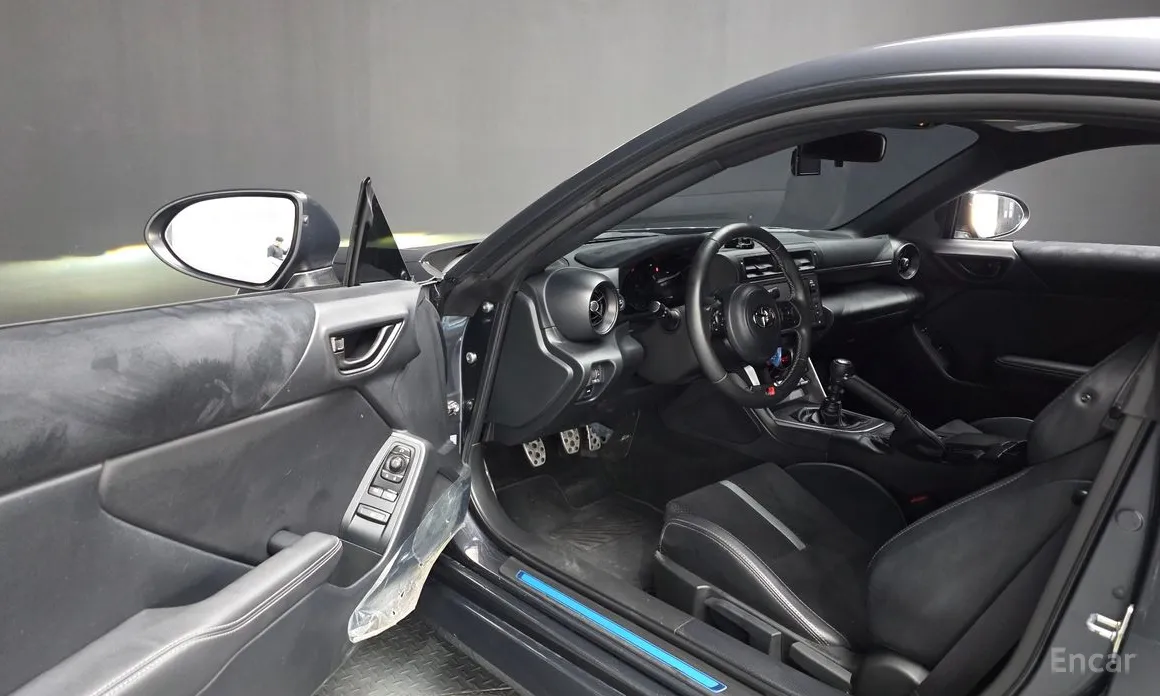 Фото 12 - Toyota 86