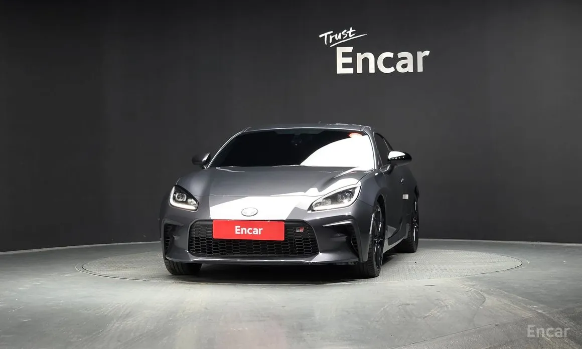 Фото 3 - Toyota 86