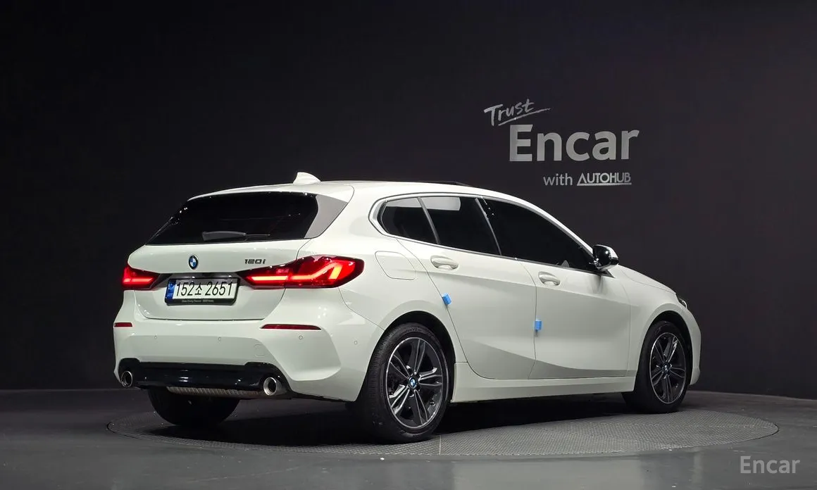 Фото 2 - BMW 1 Series