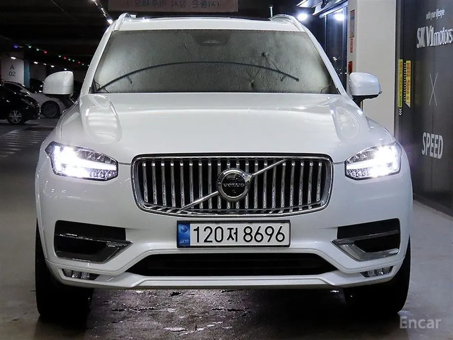 Фото 2 - Volvo XC90