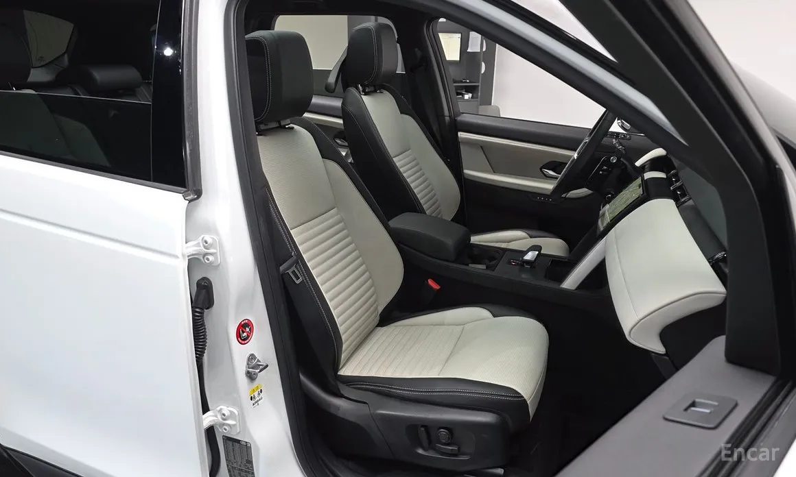 Фото 10 - Land Rover Discovery Sport