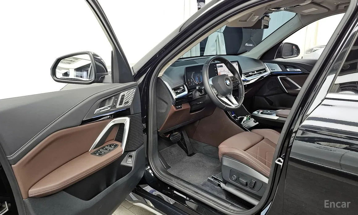 Фото 10 - BMW X1