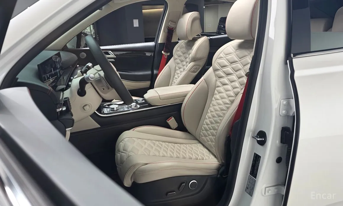 Фото 10 - Genesis GV80