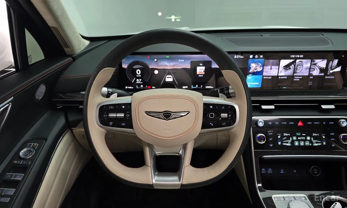 Фото 13 - Genesis GV80