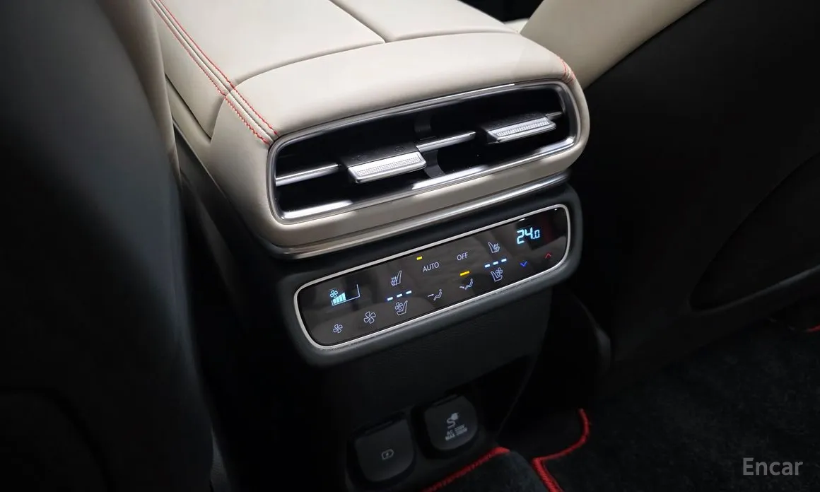 Фото 19 - Genesis GV80