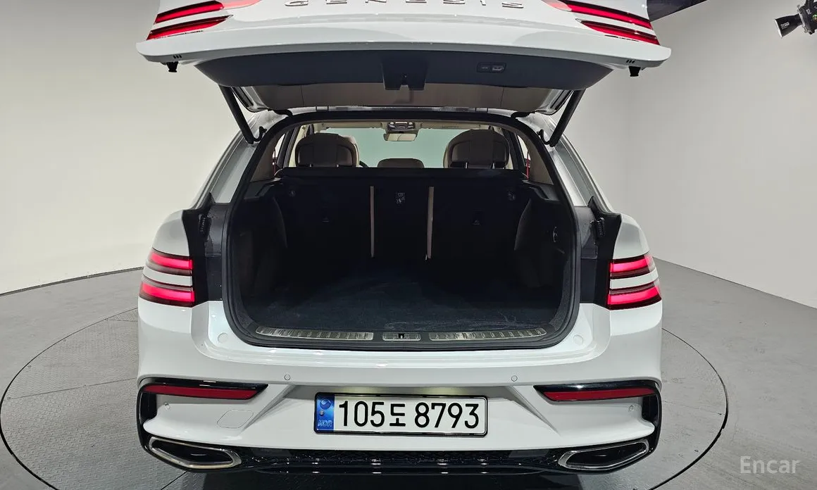 Фото 20 - Genesis GV80