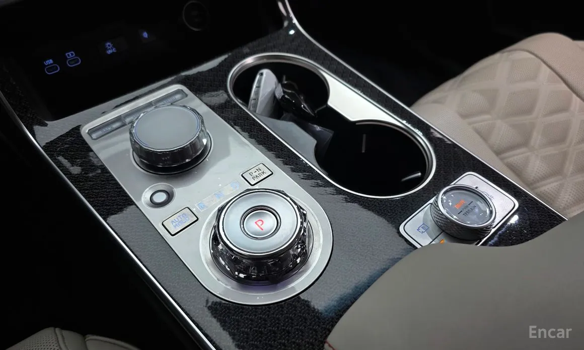 Фото 9 - Genesis GV80