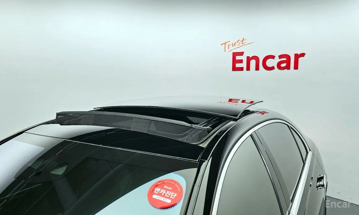 Фото 20 - Mercedes-Benz S-Class