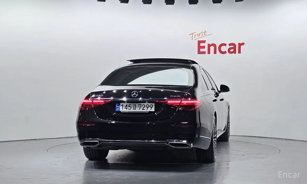 Фото 4 - Mercedes-Benz S-Class