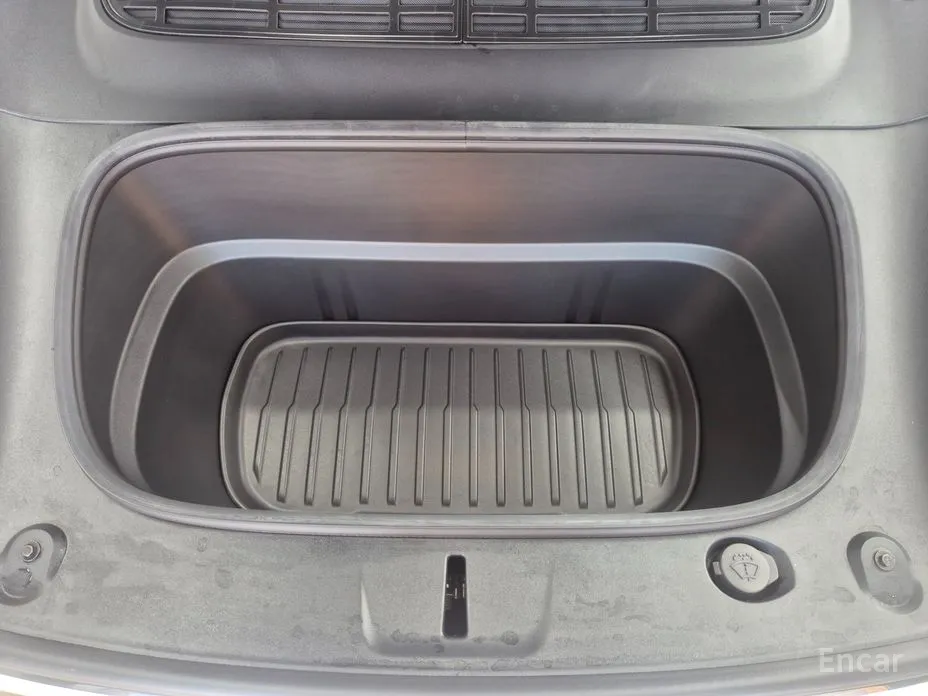 Фото 17 - Tesla Model Y