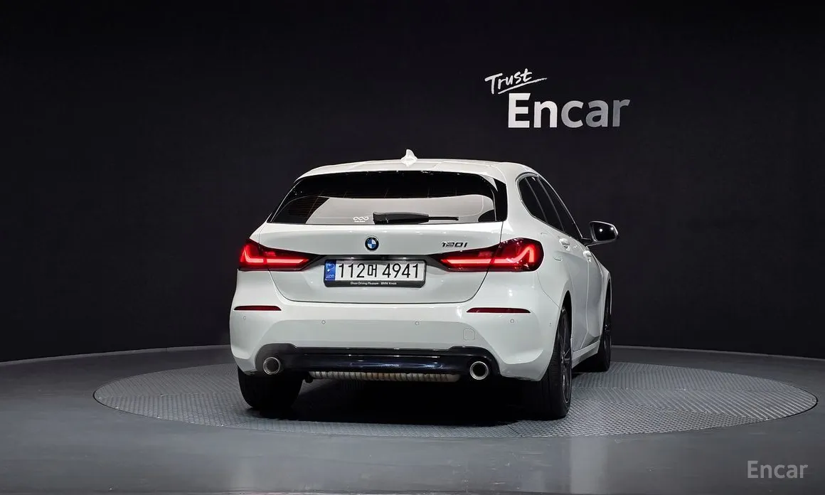 Фото 4 - BMW 1 Series