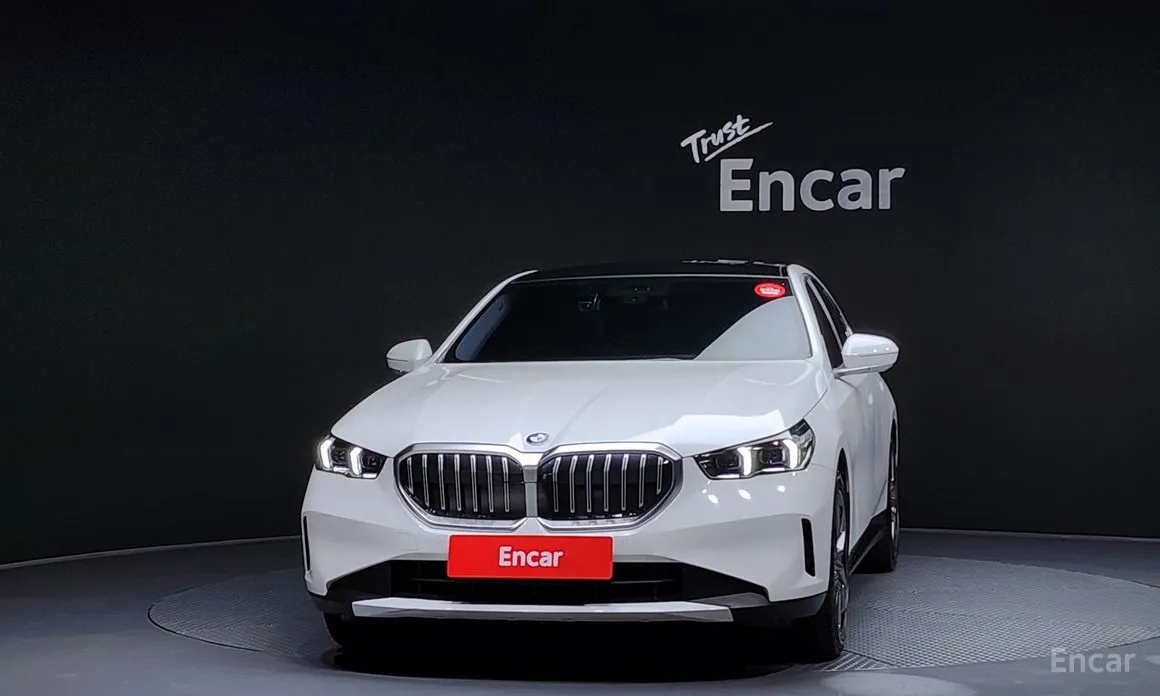 Фото 3 - BMW 5 Series