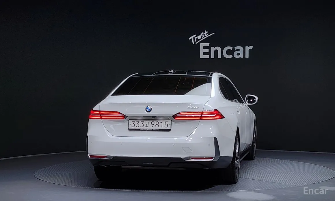 Фото 4 - BMW 5 Series