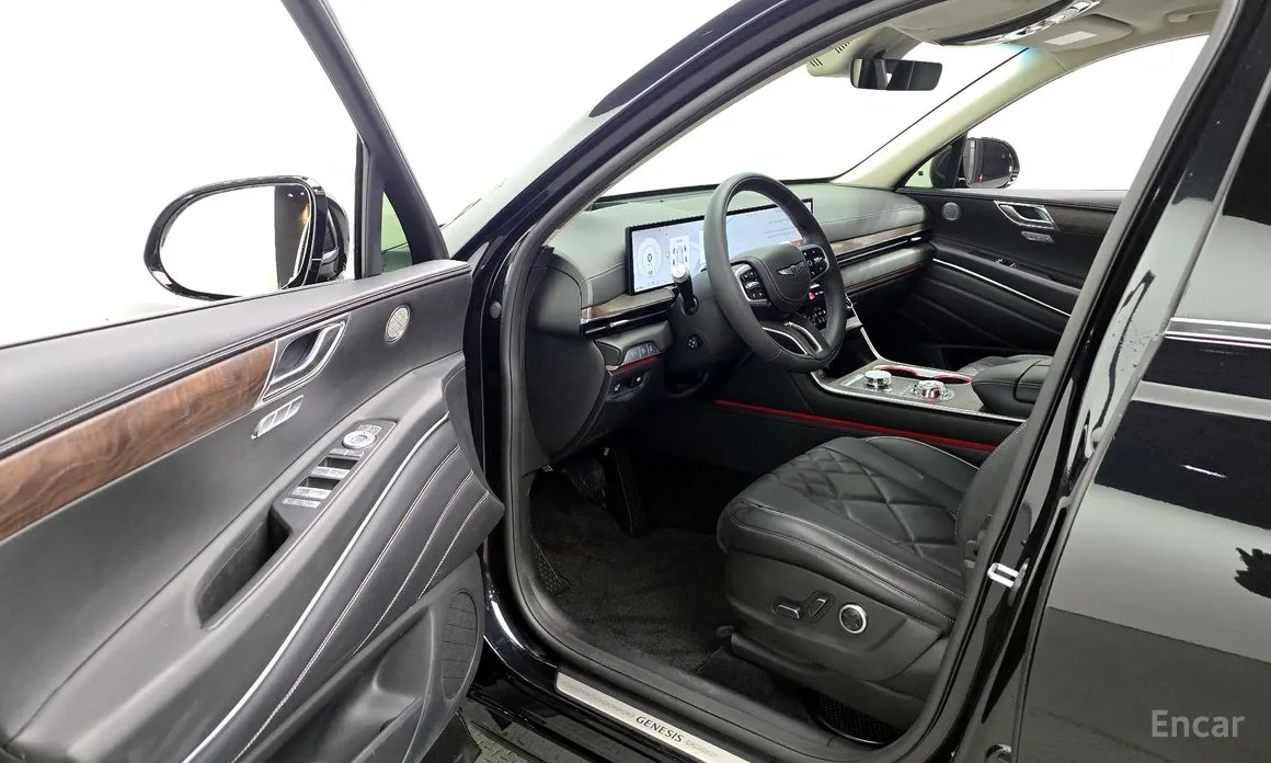 Фото 10 - Genesis GV80