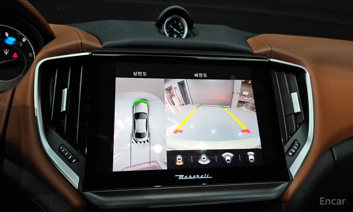 Фото 14 - Maserati Ghibli