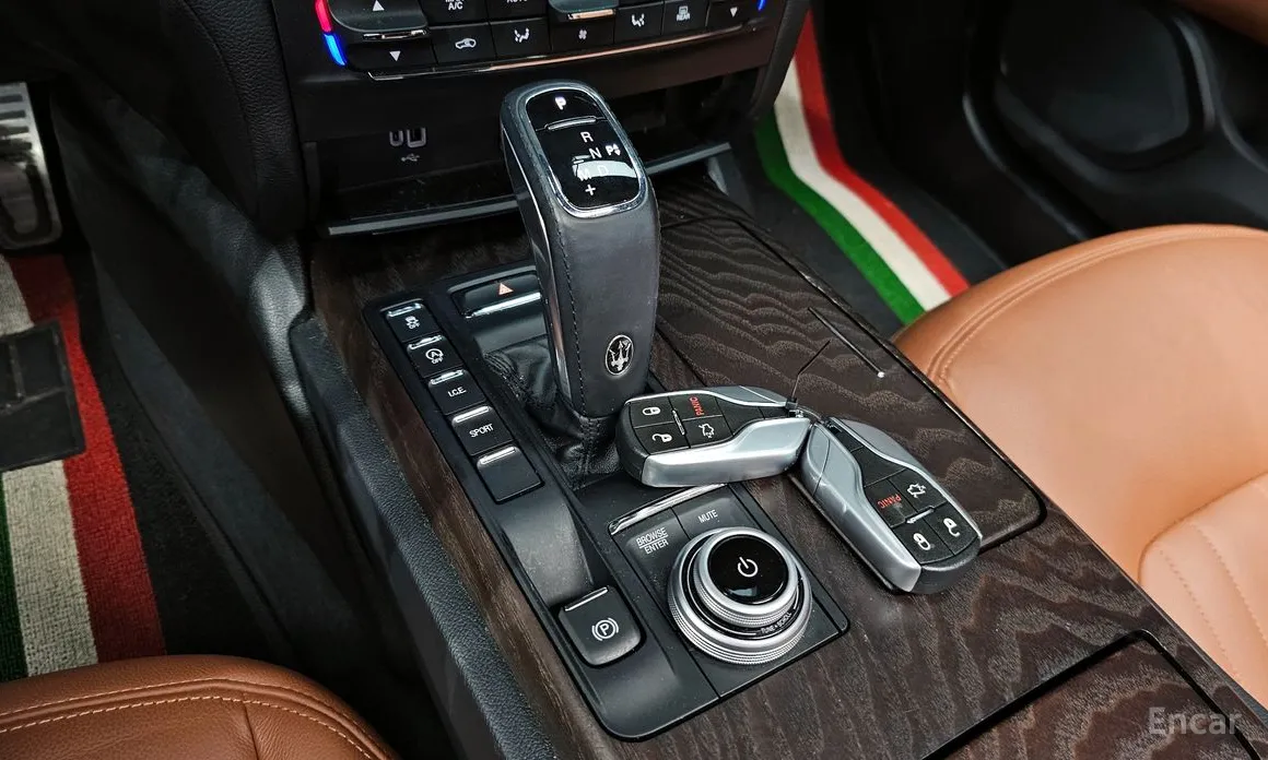 Фото 9 - Maserati Ghibli