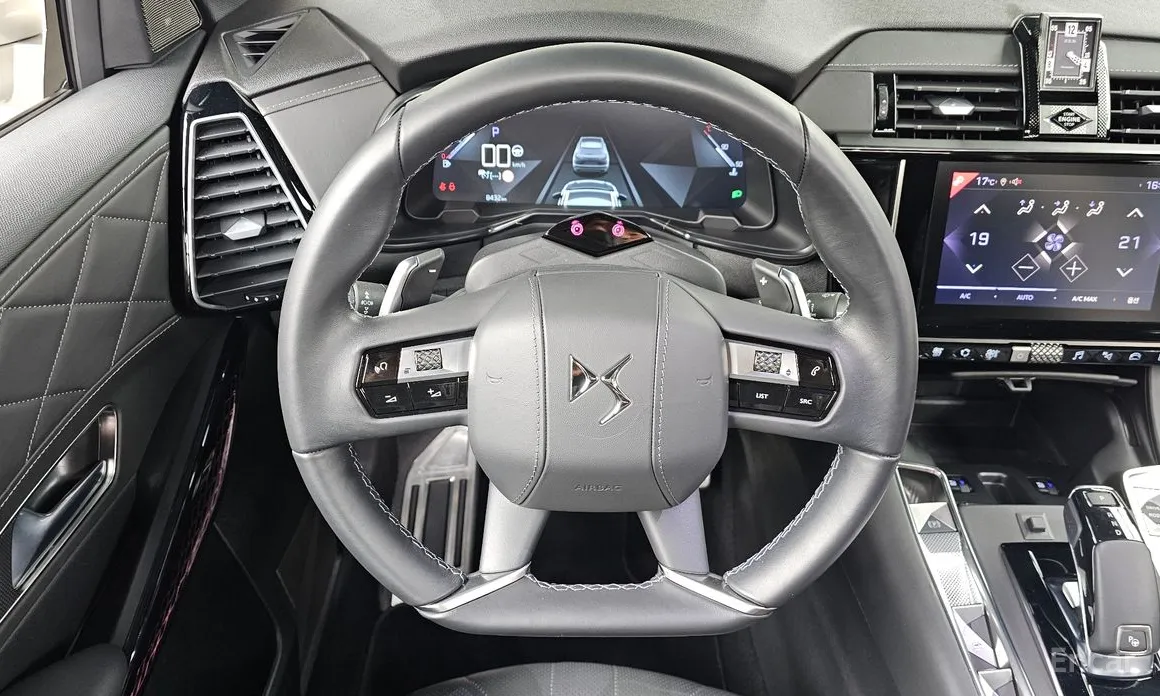 Фото 13 - Citroen DS7