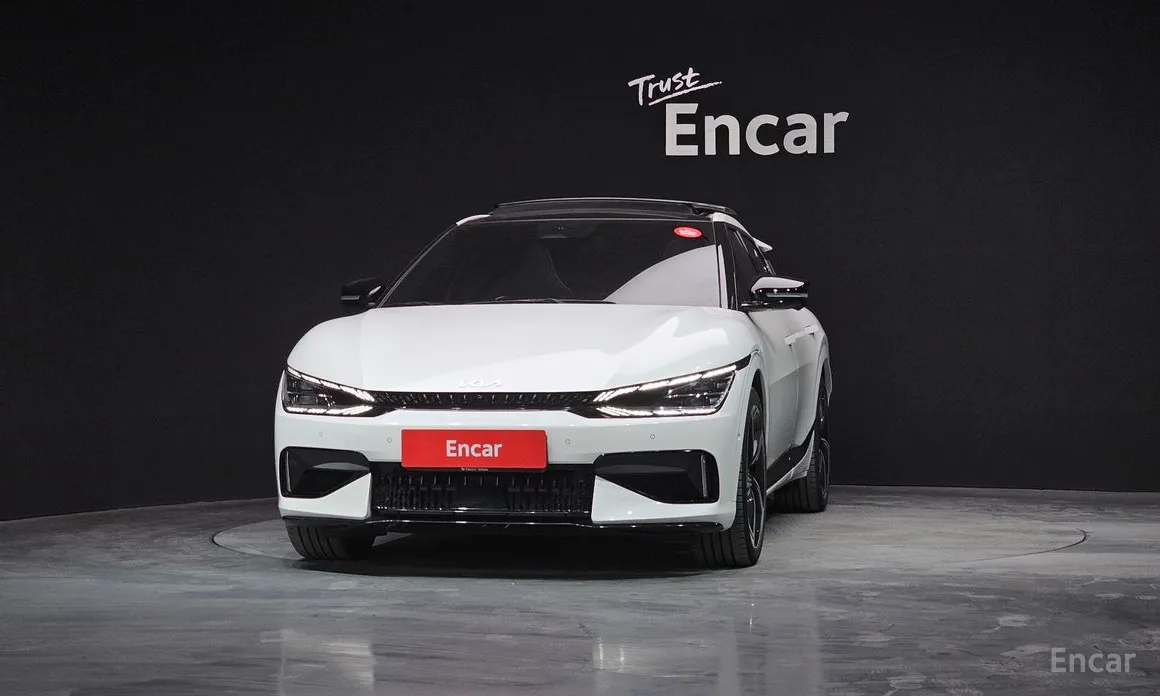 Фото 3 - Kia EV6