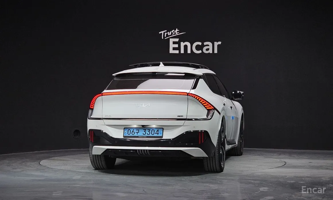 Фото 4 - Kia EV6