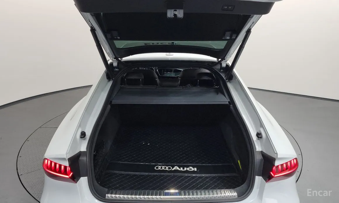 Фото 20 - Audi A7