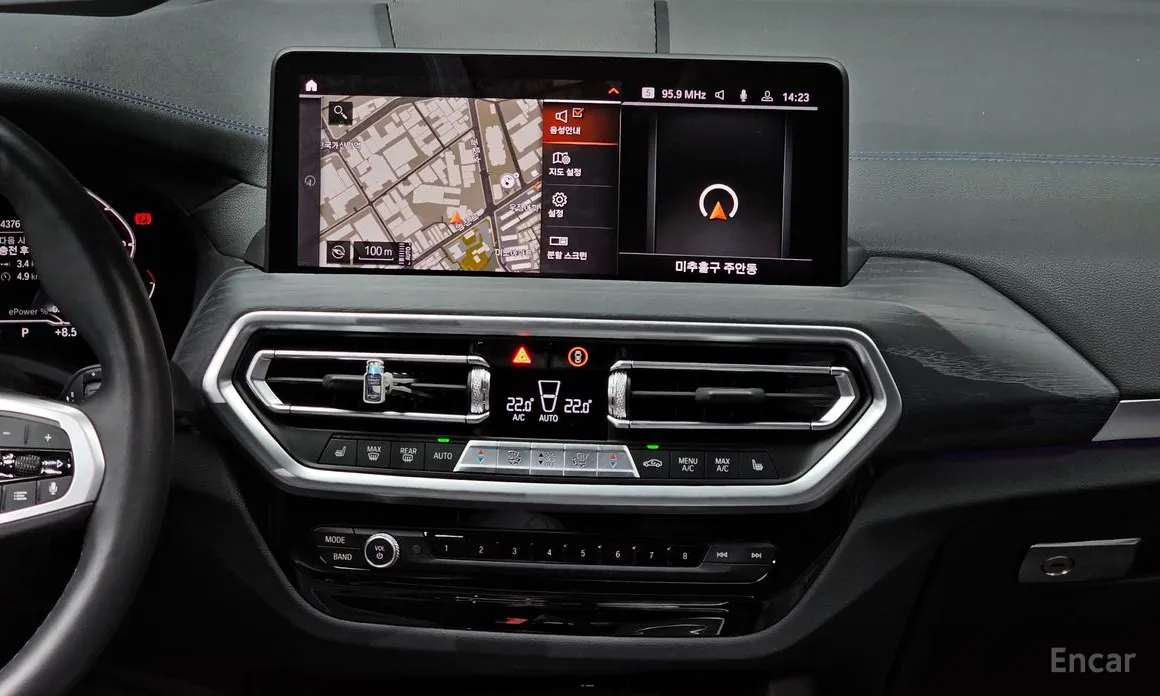 Фото 14 - BMW iX3