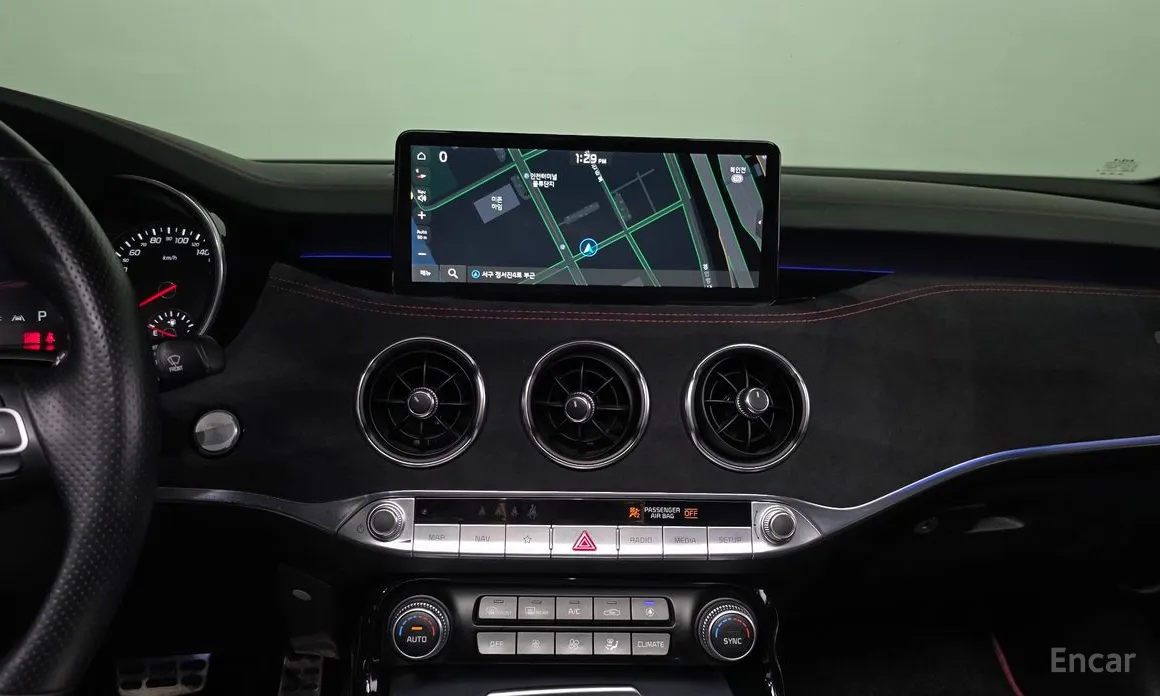 Фото 15 - Kia Stinger