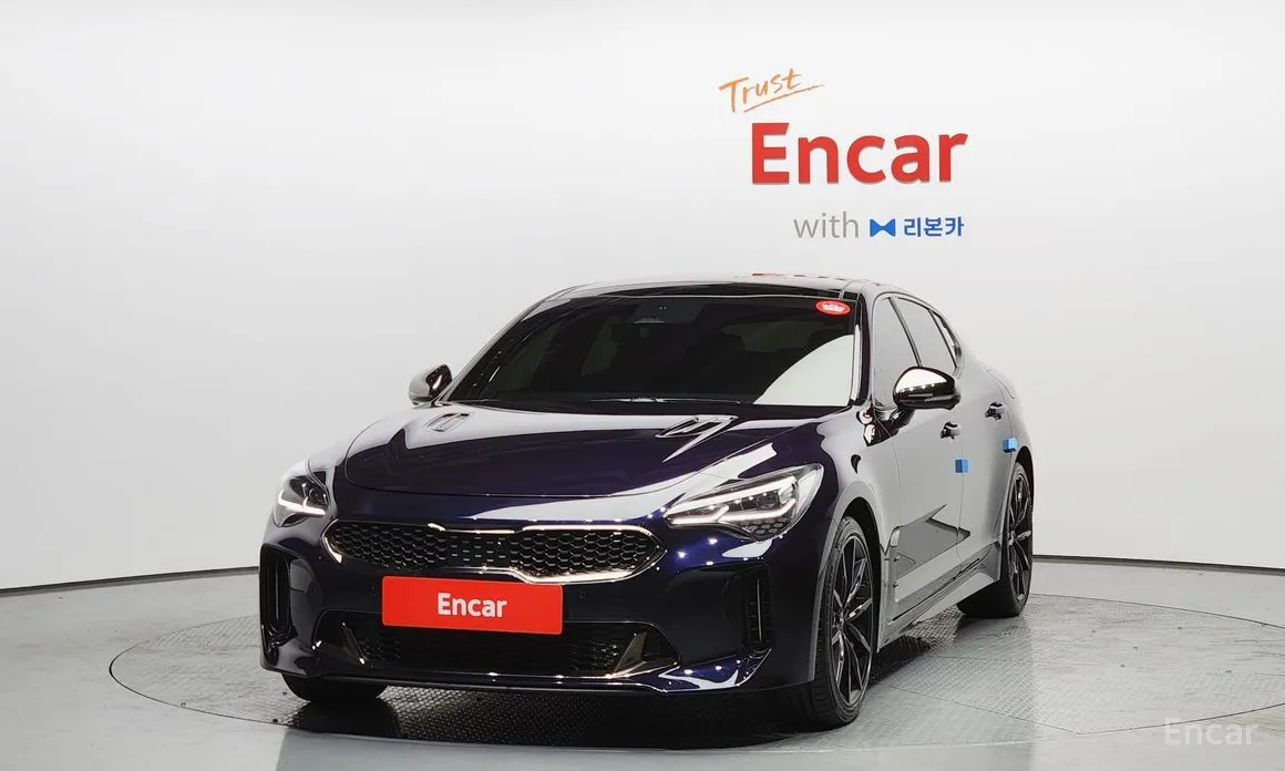 Фото 3 - Kia Stinger