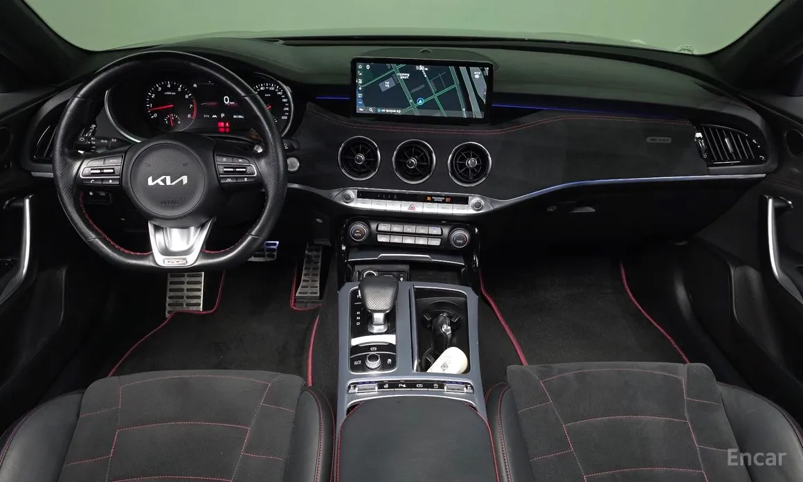 Фото 7 - Kia Stinger