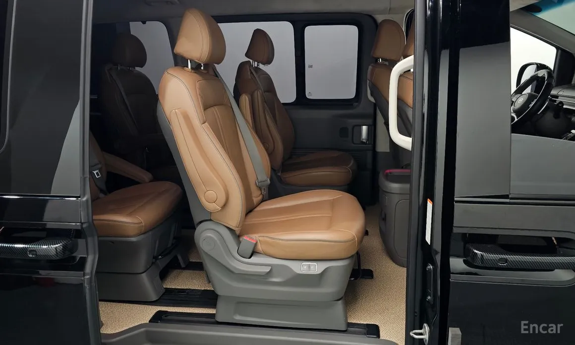 Фото 11 - Hyundai Staria